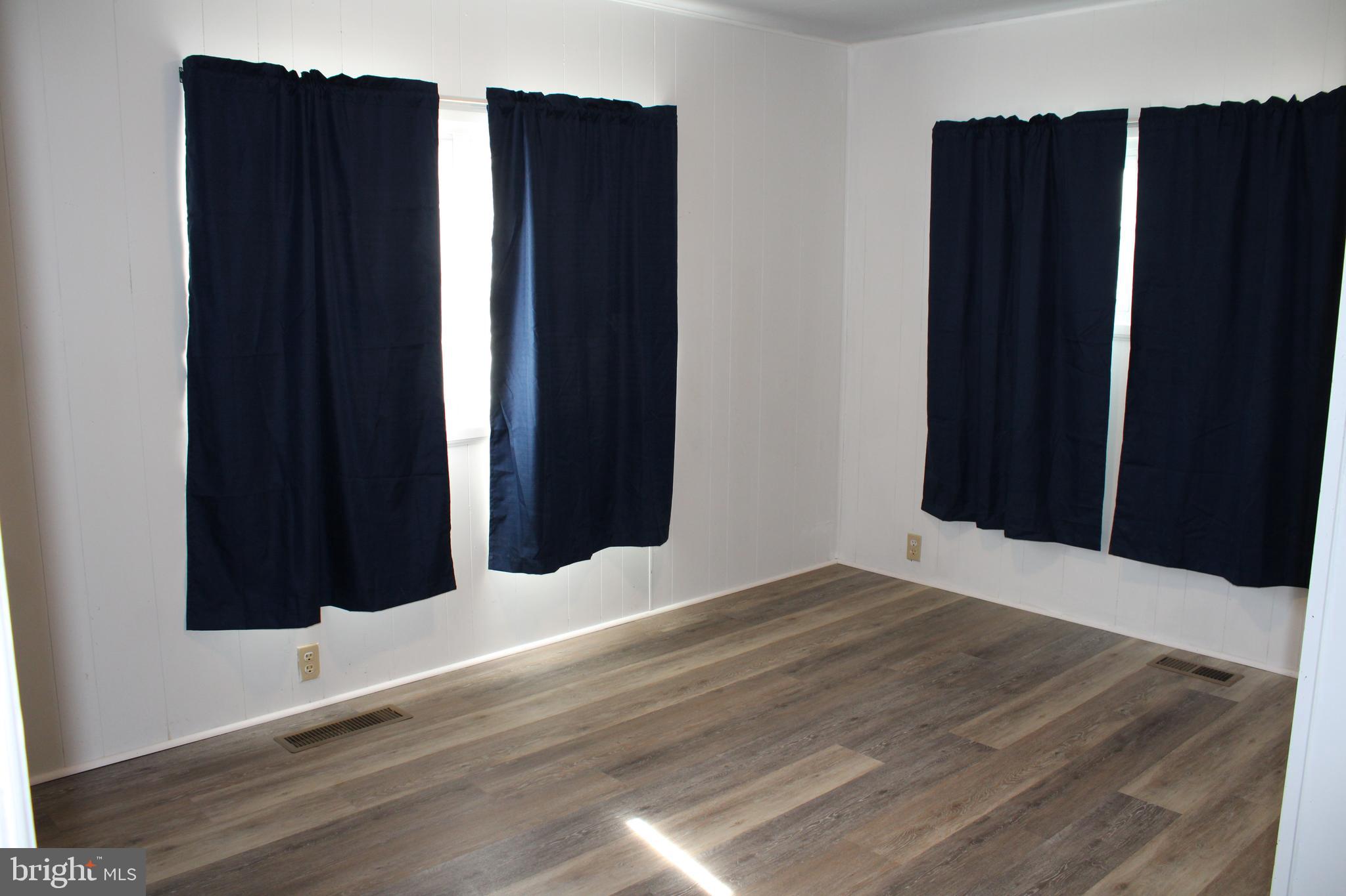 3730 Hunting Creek Road Huntingtown, MD 20639 - Photo 17 of 28 Bedroom 2