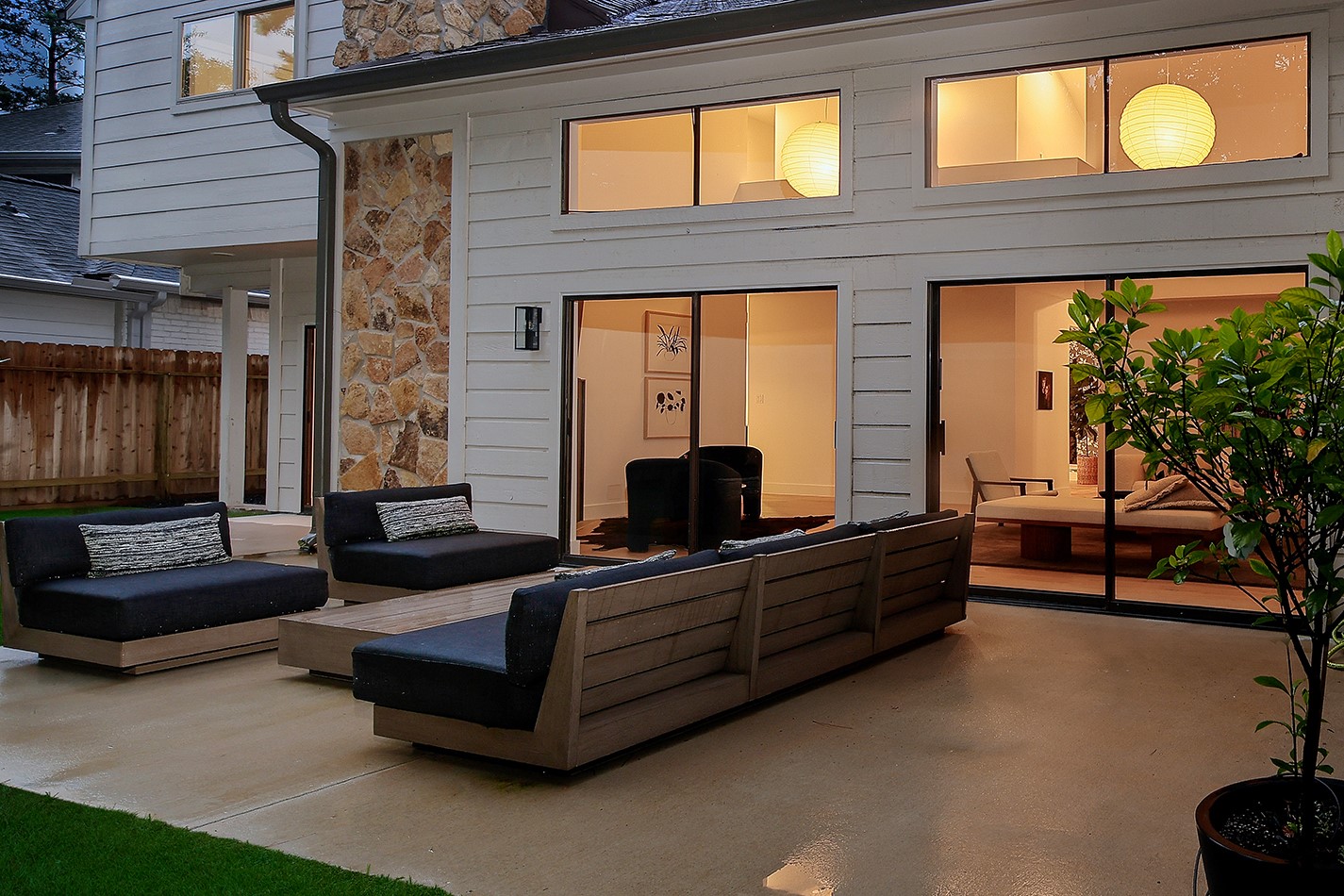 9 Paintedcup Court The Woodlands, TX 77380 - Photo 30 of 32 Gallery Image 30