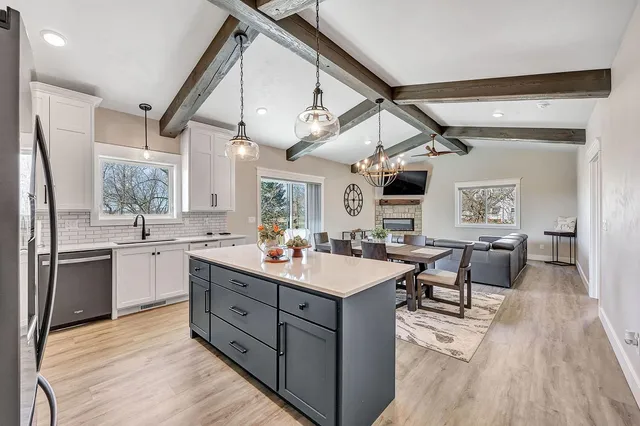 $419,900 | 2757 County Rd EE, Abrams, WI 54101