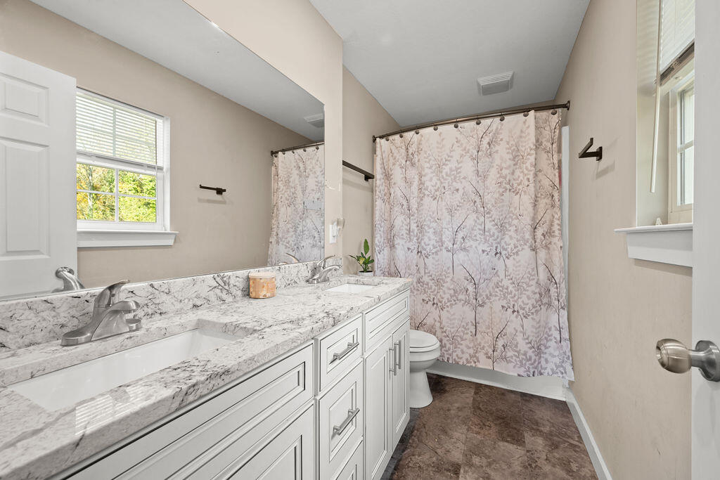 134 Bryson Circle Ringgold, GA 30736 - Photo 20 of 49 134Bryson-24