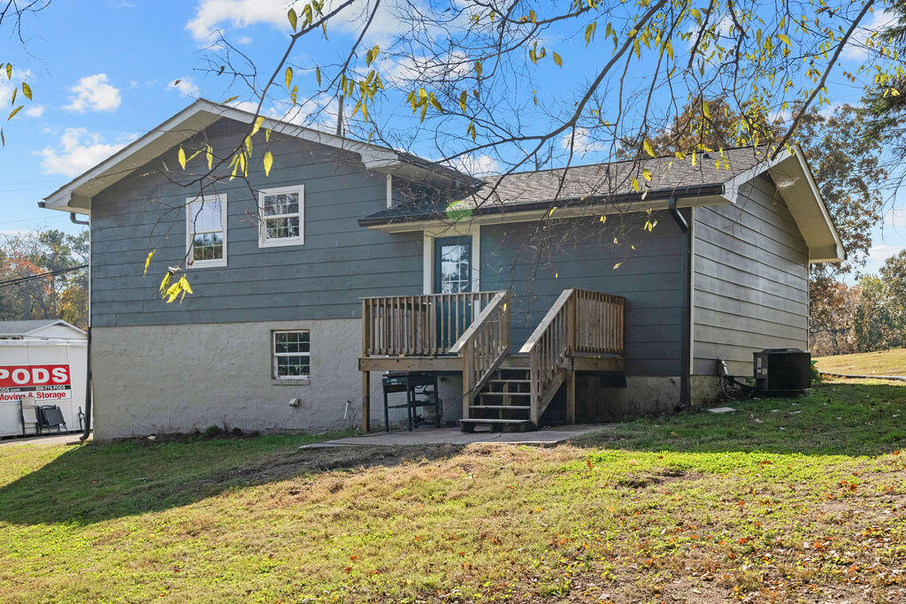 134 Bryson Circle Ringgold, GA 30736 - Photo 3 of 49 134Bryson-35