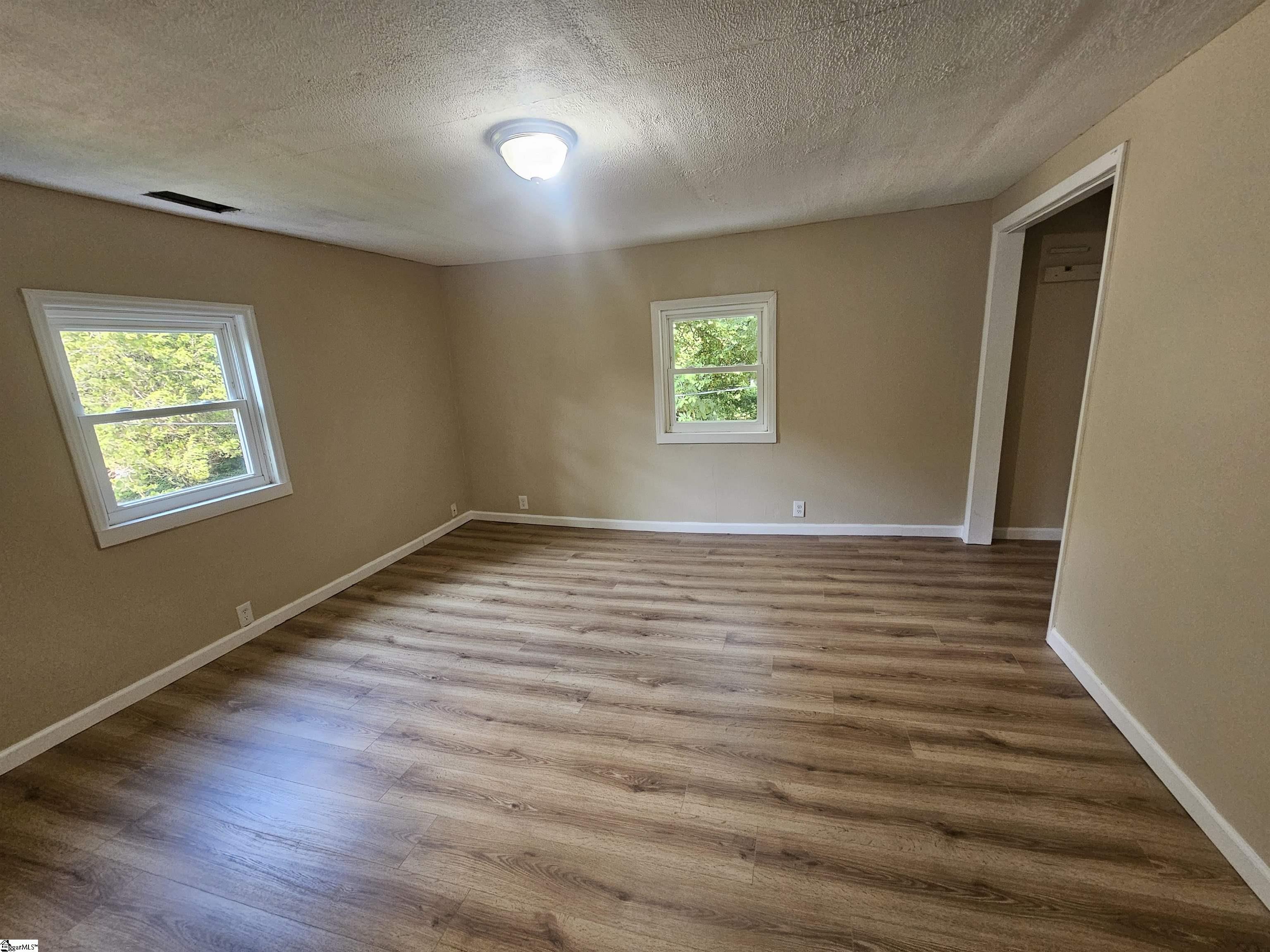 422 Love Springs Road Cowpens, SC 29330 - Photo 6 of 20