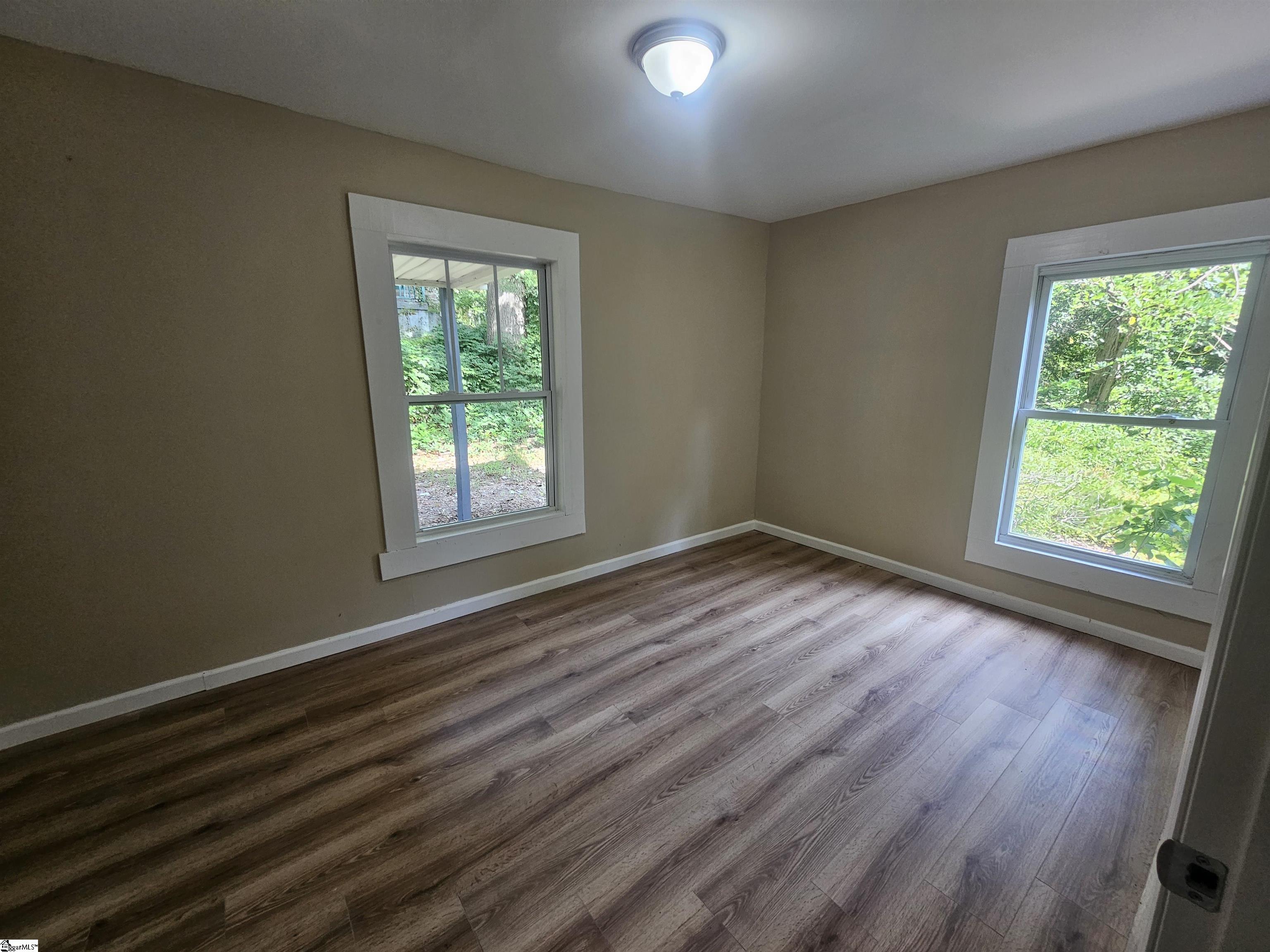 422 Love Springs Road Cowpens, SC 29330 - Photo 8 of 20
