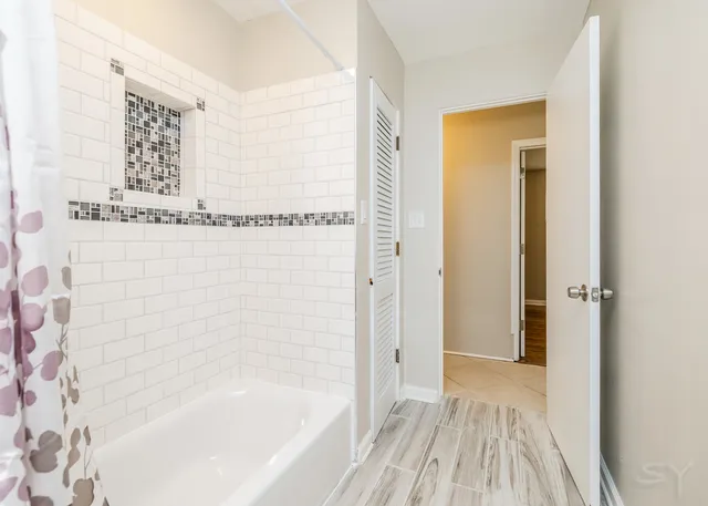 $217,000 | 214 North Hunter Street, Thornton, IL 60476