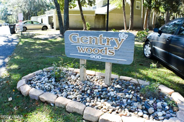 $1,500 | 900 State Rd S-7-297, Unit E1, Beaufort, SC 29902