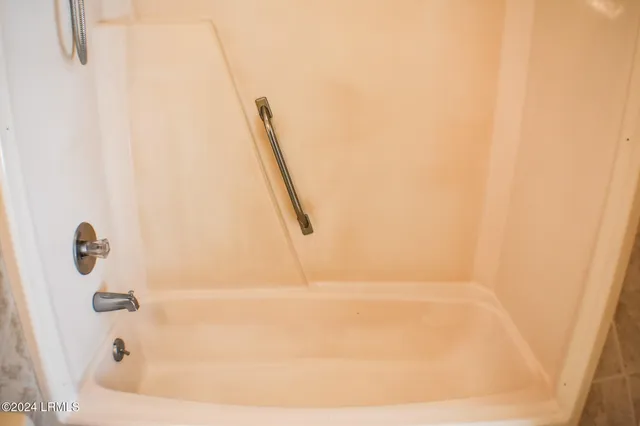 $1,500 | 900 State Rd S-7-297, Unit E1, Beaufort, SC 29902