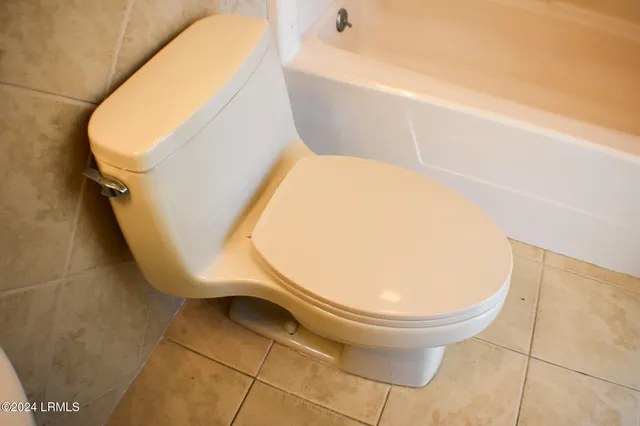 $1,500 | 900 State Rd S-7-297, Unit E1, Beaufort, SC 29902