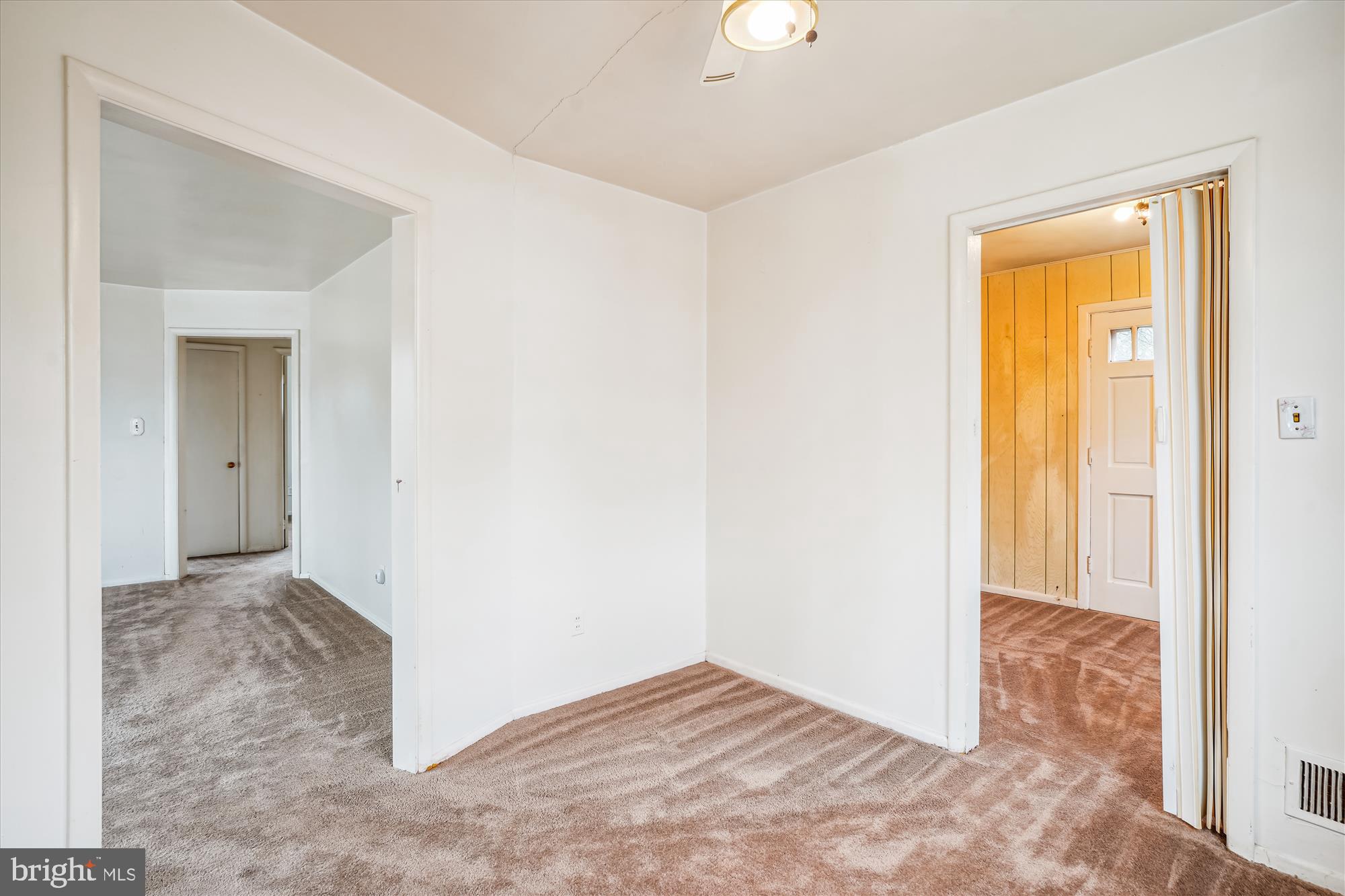 3815 Ralph Road Silver Spring, MD 20906 - Photo 17 of 29 Gallery Image 17