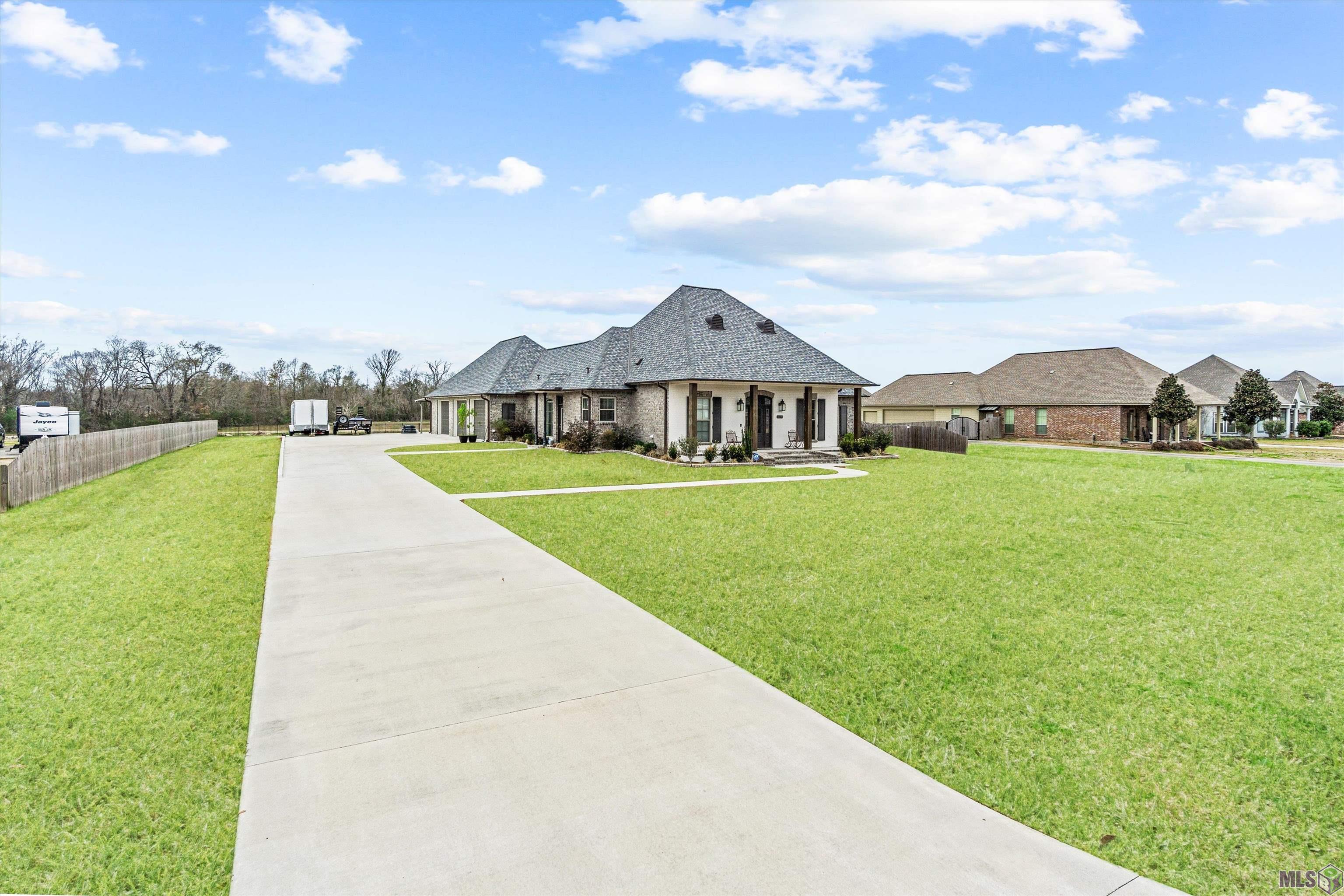 16171 Jay Road Prairieville, LA 70769 - Photo 2 of 21 Gallery Image 2