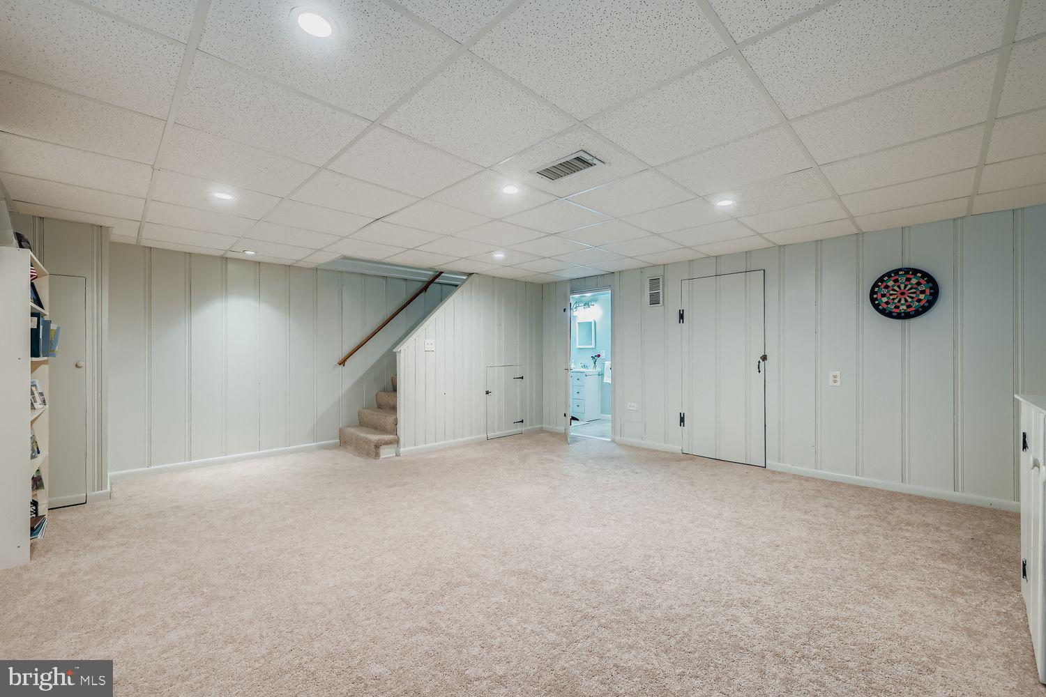 1552 Cottage Lane Towson, MD 21286 - Photo 21 of 32 an empty room with windows