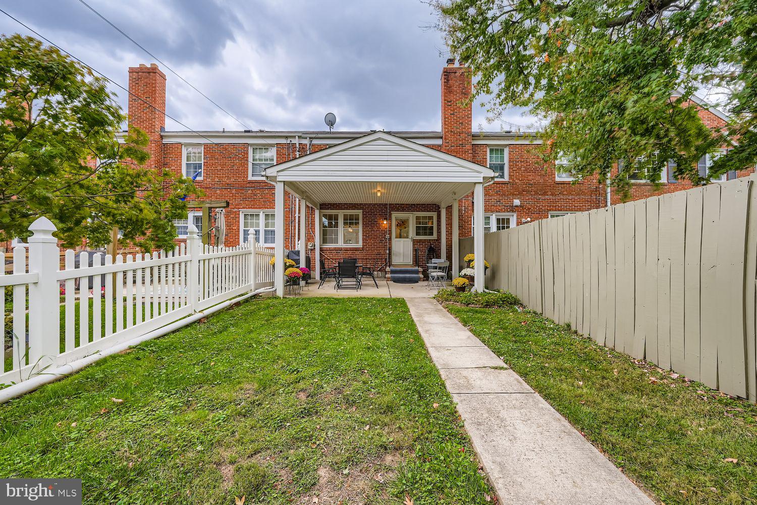 1552 Cottage Lane Towson, MD 21286 - Photo 26 of 32 a view of a house with backyard and porch