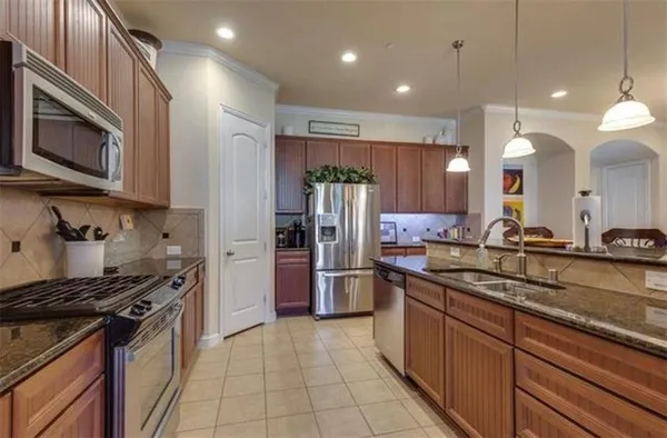 $3,325 | 6740 San Roque, Unit 33, Irving, TX 75039