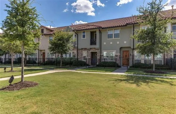 $3,325 | 6740 San Roque, Unit 33, Irving, TX 75039