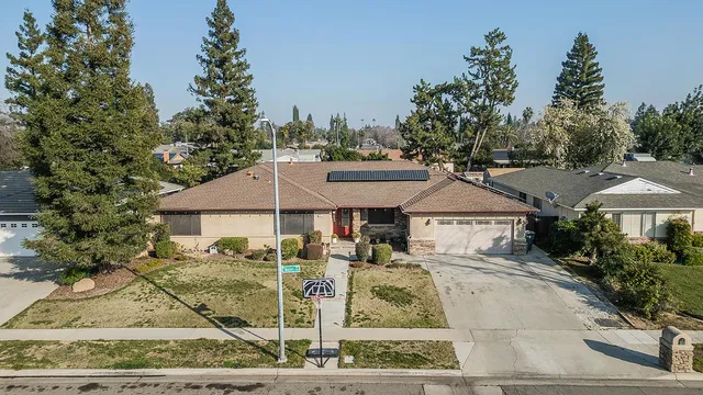 $620,000 | 5644 North Hazel Avenue, Fresno, CA 93711