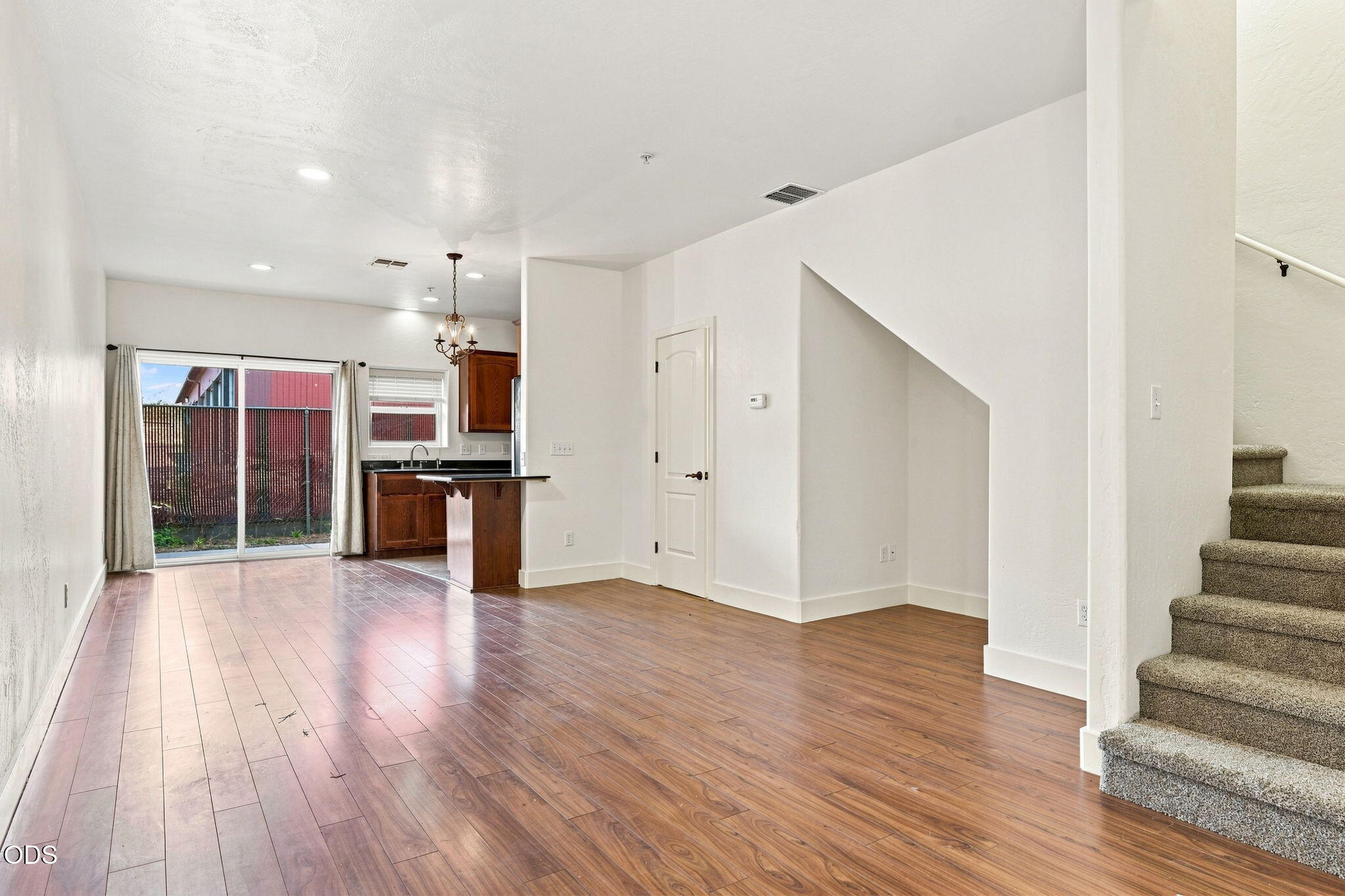 2210 East Barnett Road, Unit 9 Medford, OR 97504 - Photo 4 of 24 Gallery Image 4
