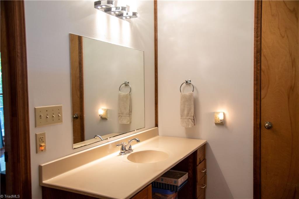1752 Gopher Woods Road Asheboro, NC 27205 - Photo 17 of 21 Gallery Image 17