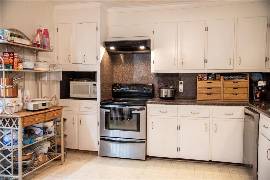 1752 Gopher Woods Road Asheboro, NC 27205 - Photo 7 of 21 Gallery Image 7