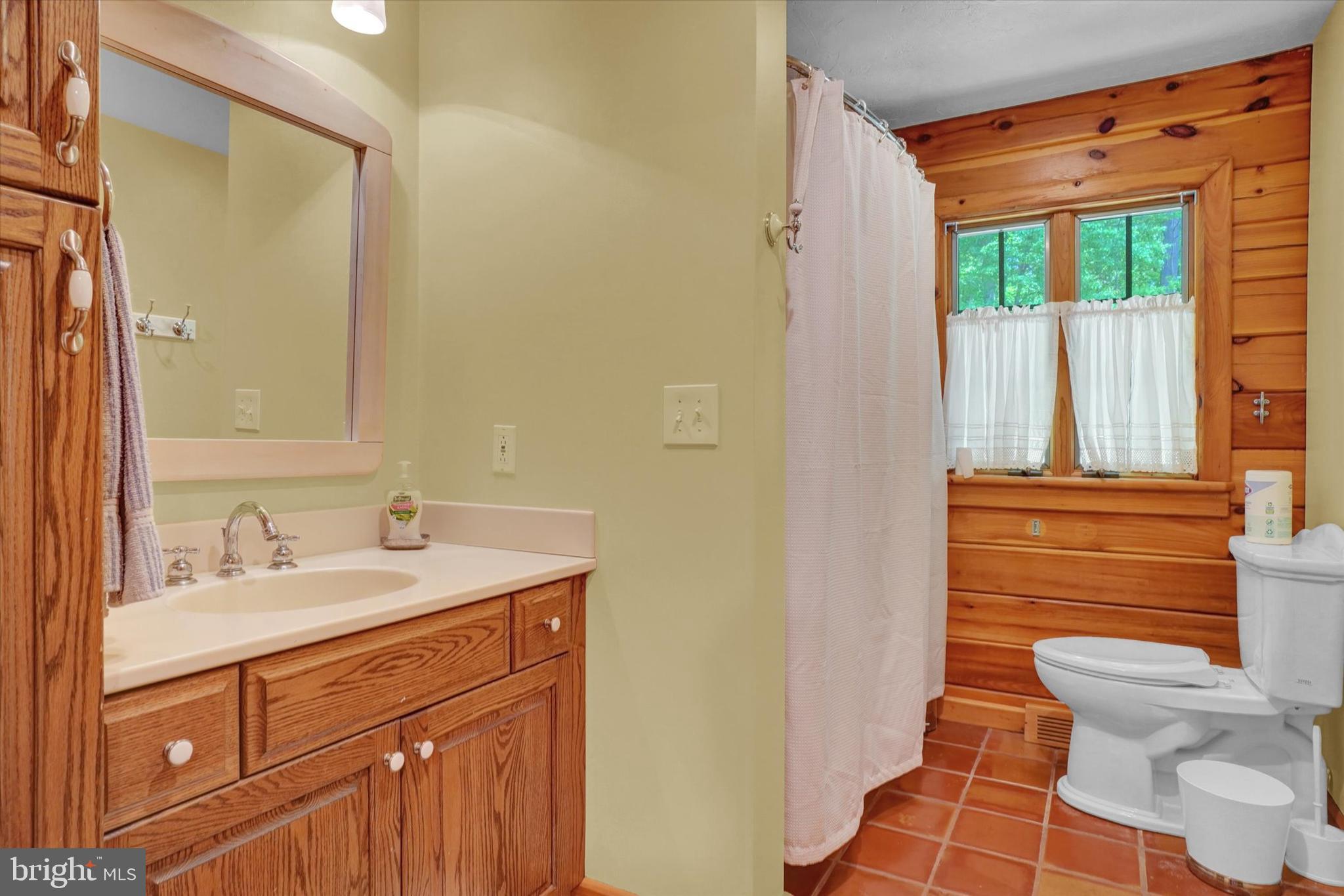 395 Bethlehem Church Road Red Lion, PA 17356 - Photo 19 of 55 Upstairs hall bath