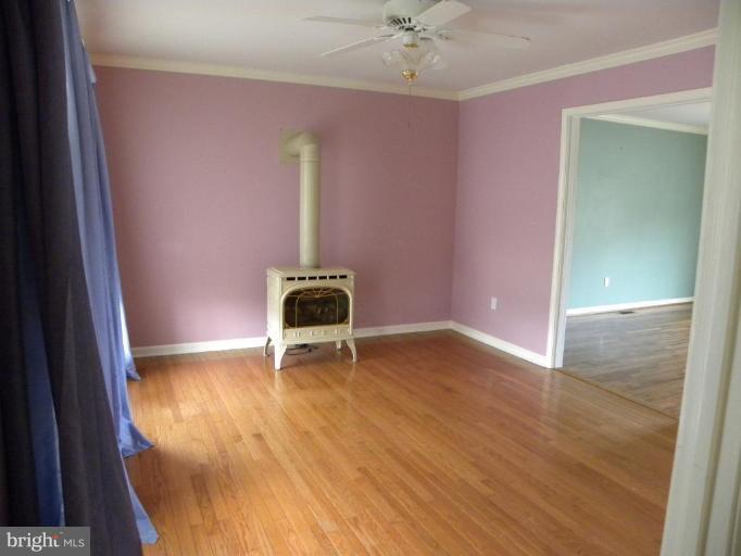 44681 Richey Road Leonardtown, MD 20650 - Photo 7 of 30 Living Room