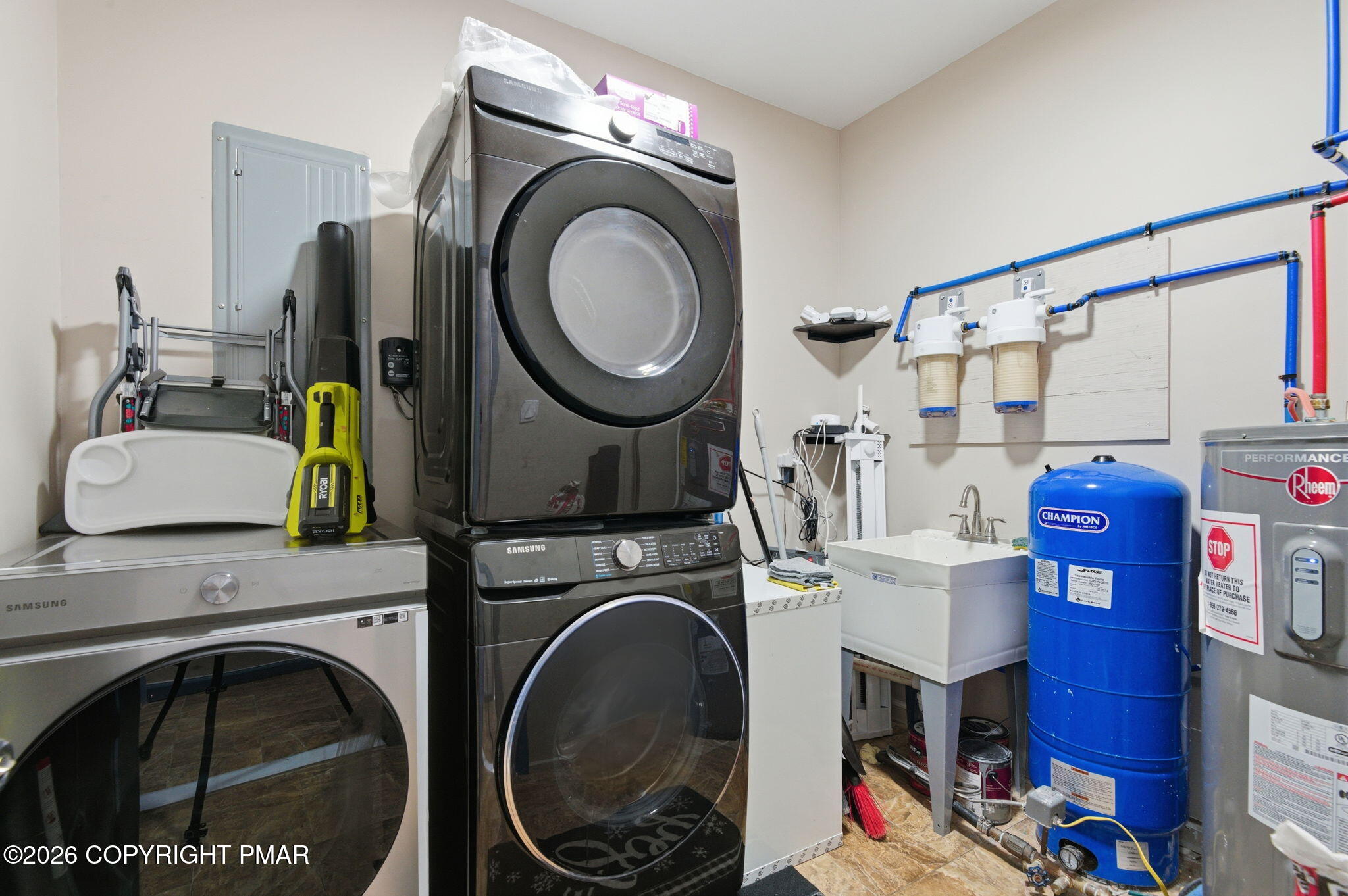 74 Buckhill Road Albrightsville, PA 18210 - Photo 25 of 65 a utility room with dryer and washer