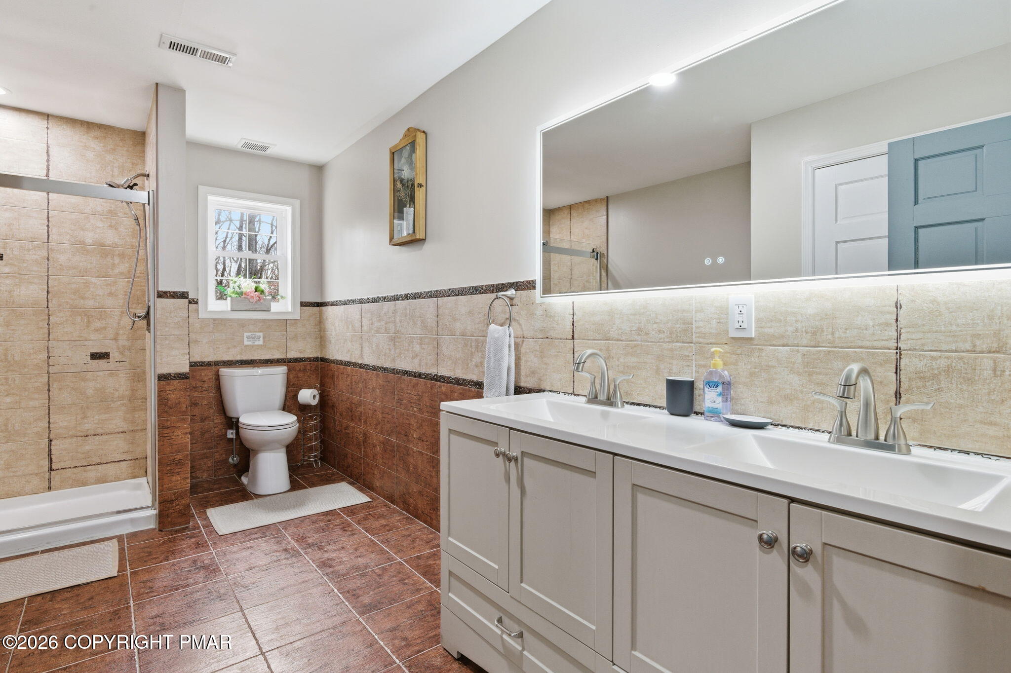 74 Buckhill Road Albrightsville, PA 18210 - Photo 47 of 64 Main bathroom on second level