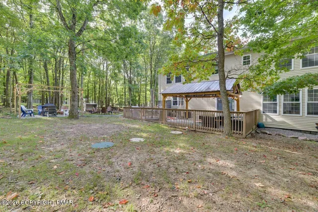 $725,000 | 74 Buckhill Road, Albrightsville, PA 18210