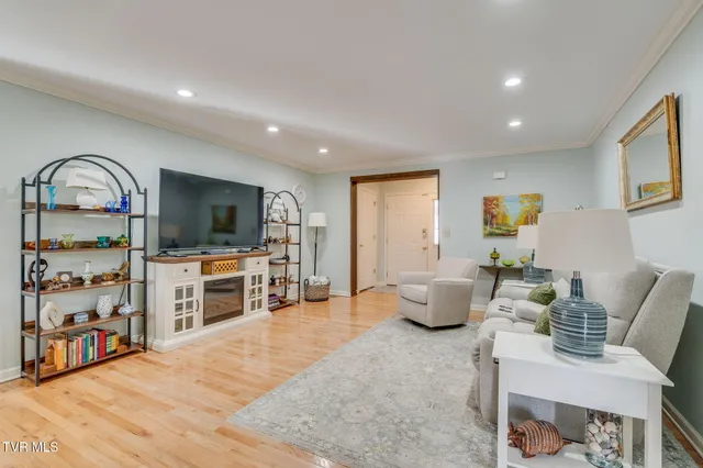 $289,000 | 20850 B Meadowbrook Drive, Unit B, Abingdon, VA 24211