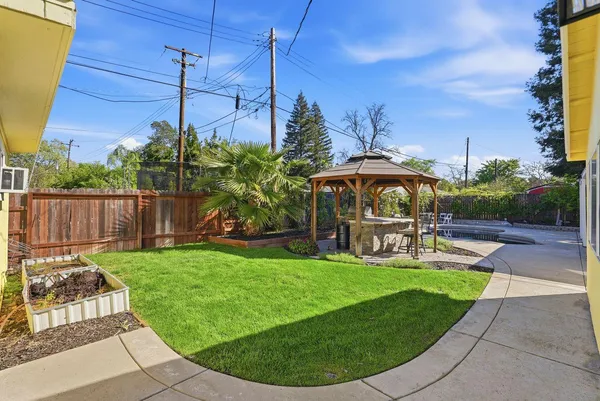 $765,000 | 4623 Hazelwood Avenue, Sacramento, CA 95821