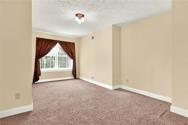 $369,900 | 2300 Wheatland Circle, Delmont, PA 15626