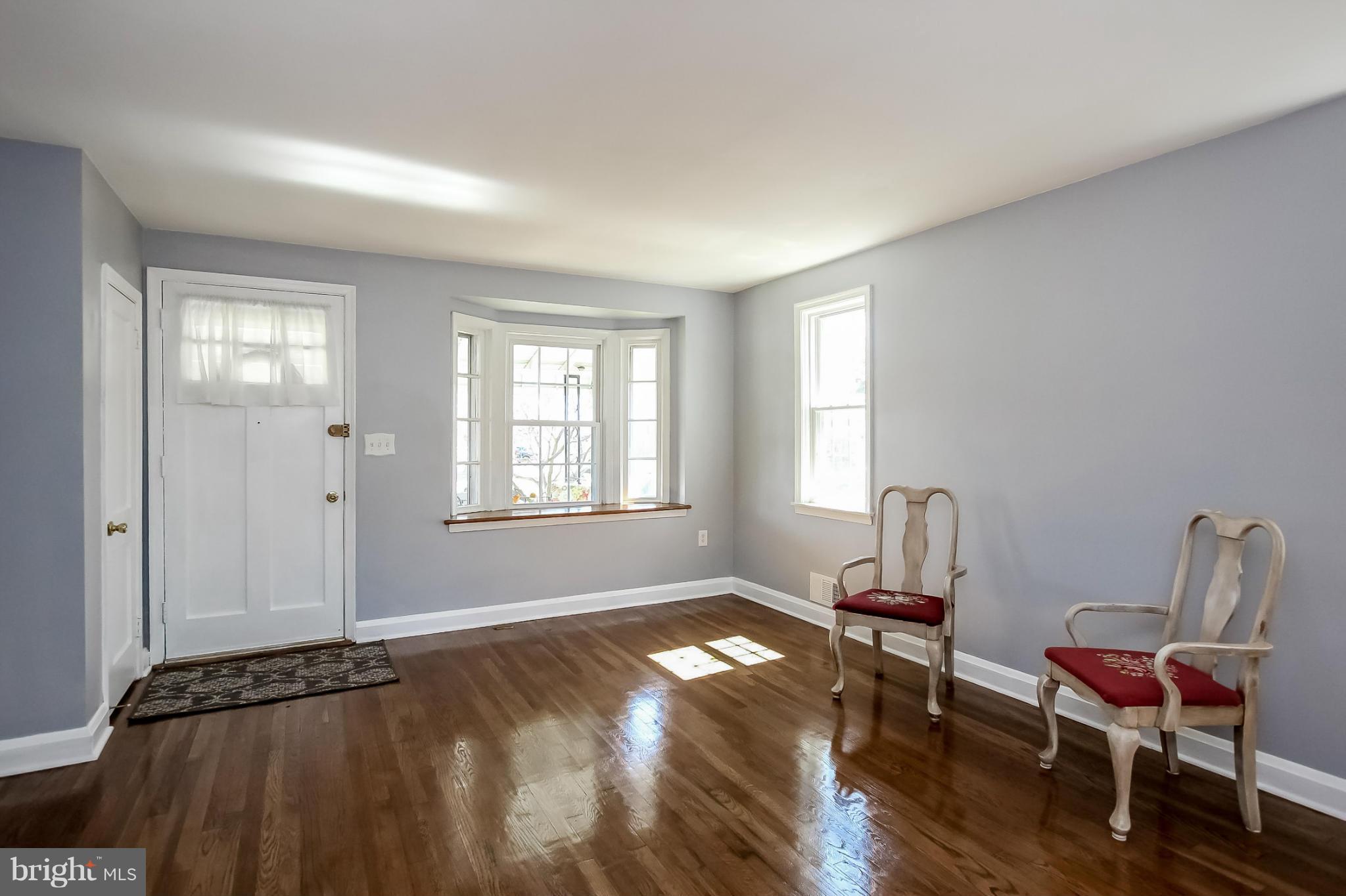 8329 Kavanagh Road Baltimore, MD 21222 - Photo 6 of 30 a view of a room with lounge chair windows