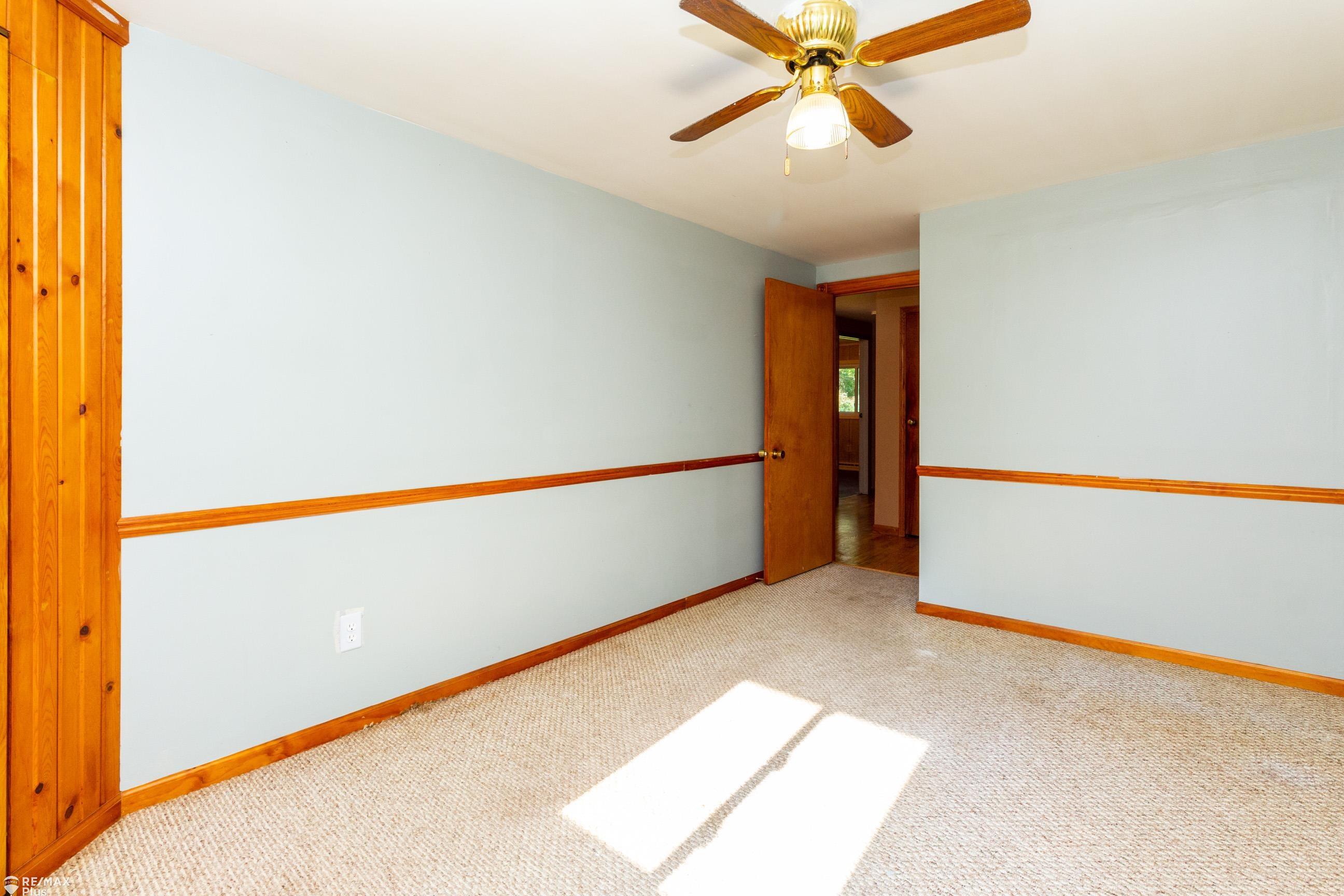 4860 General Squier Road Dryden, MI 48428 - Photo 15 of 52 50113208-14.JPG
