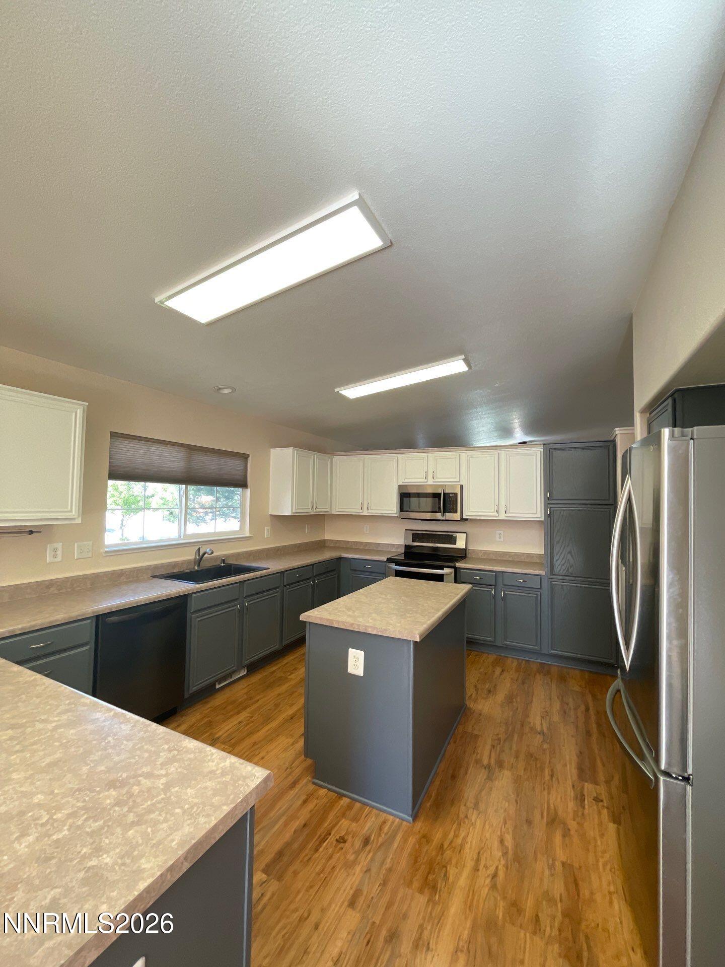 17825 Fairfax Court Reno, NV 89508 - Photo 5 of 21 12-May 15 2026 11_12am-hMtL