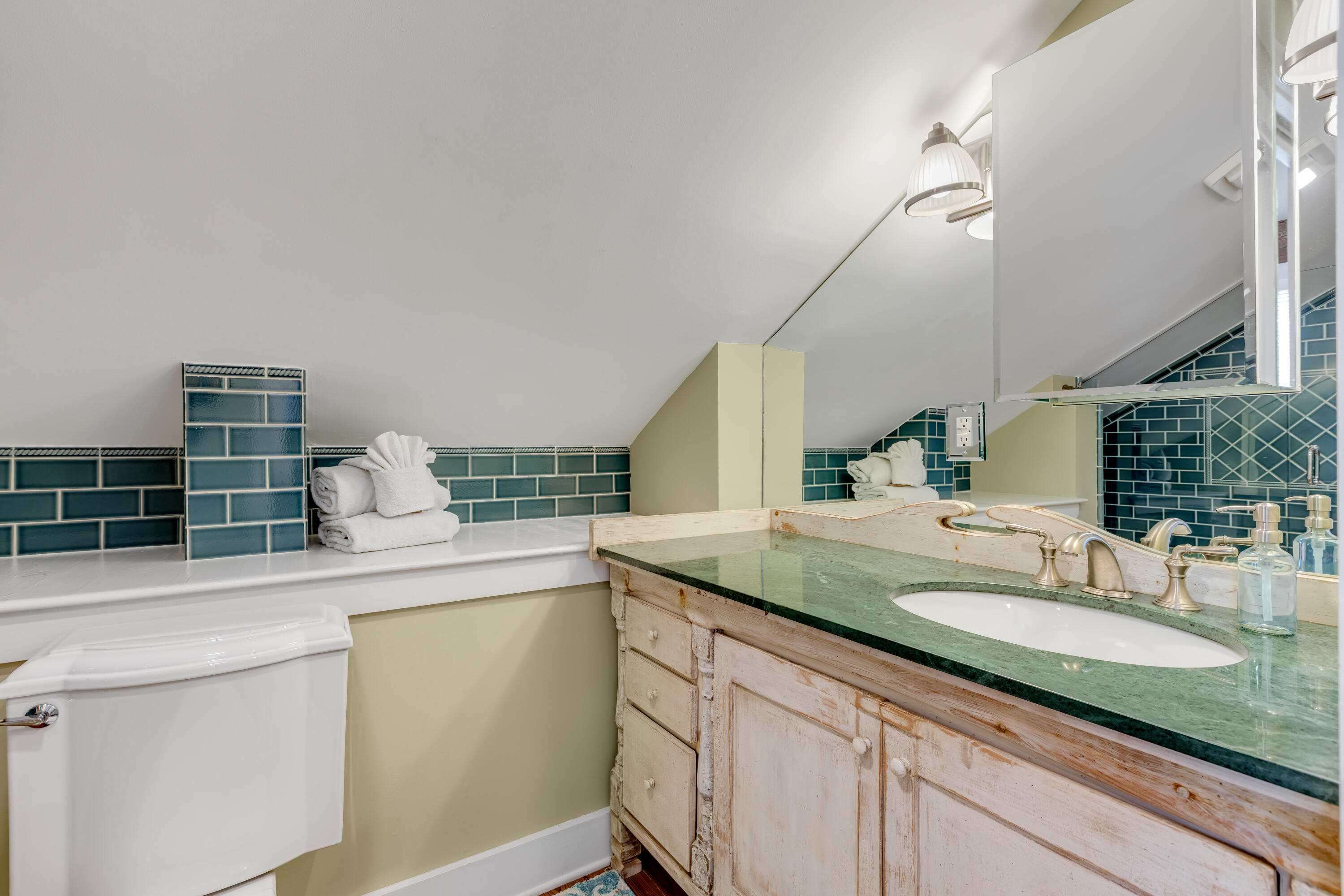 413 Frances Street Key West, FL 33040 - Photo 35 of 40 413 Frances Street