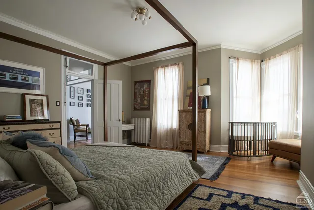 $1,250,000 | 25 Prospect Avenue, Catskill, NY 12414