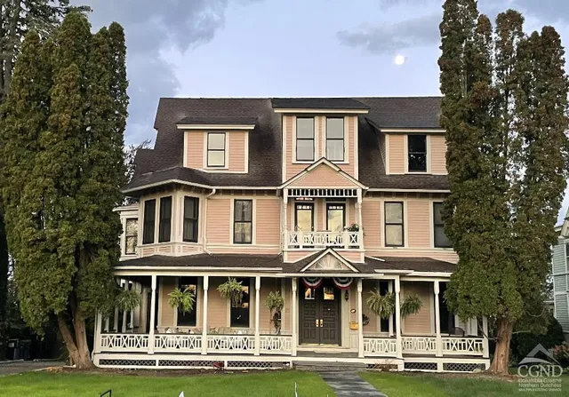 $1,250,000 | 25 Prospect Avenue, Catskill, NY 12414