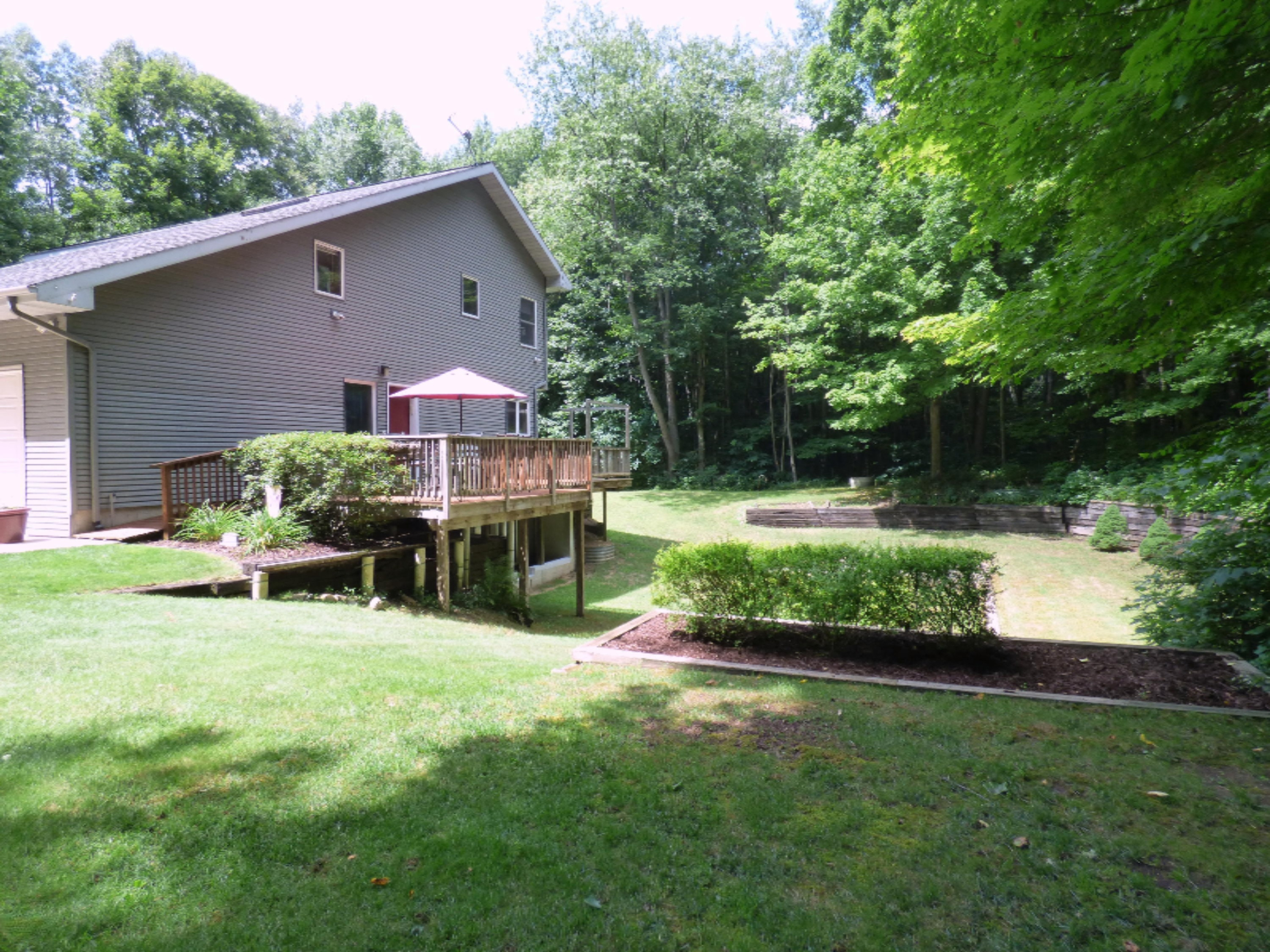 1709 Harrah Road Niles, MI 49120 - Photo 14 of 65 P1060217