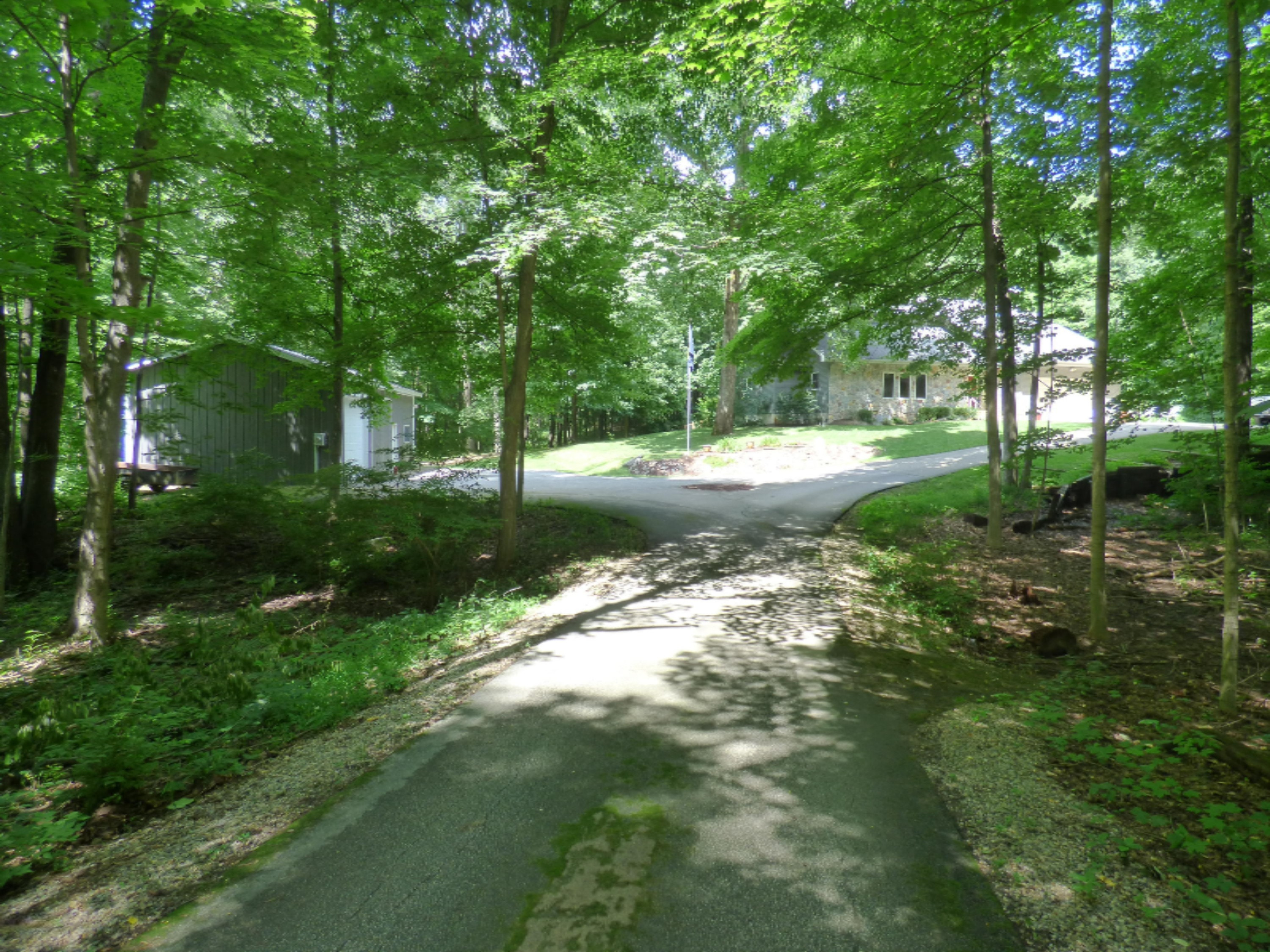 1709 Harrah Road Niles, MI 49120 - Photo 16 of 65 P1060221