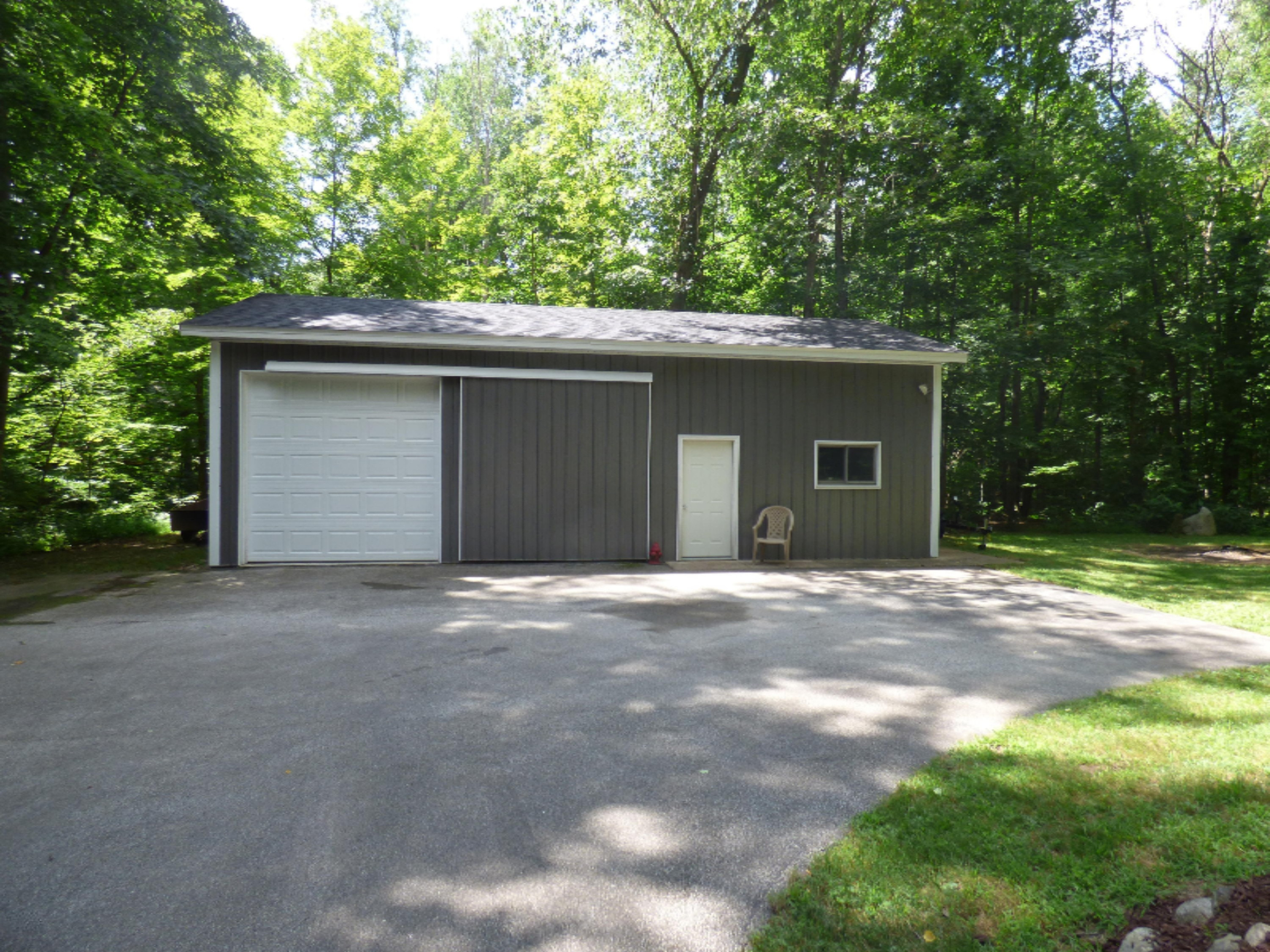 1709 Harrah Road Niles, MI 49120 - Photo 4 of 65 P1060223