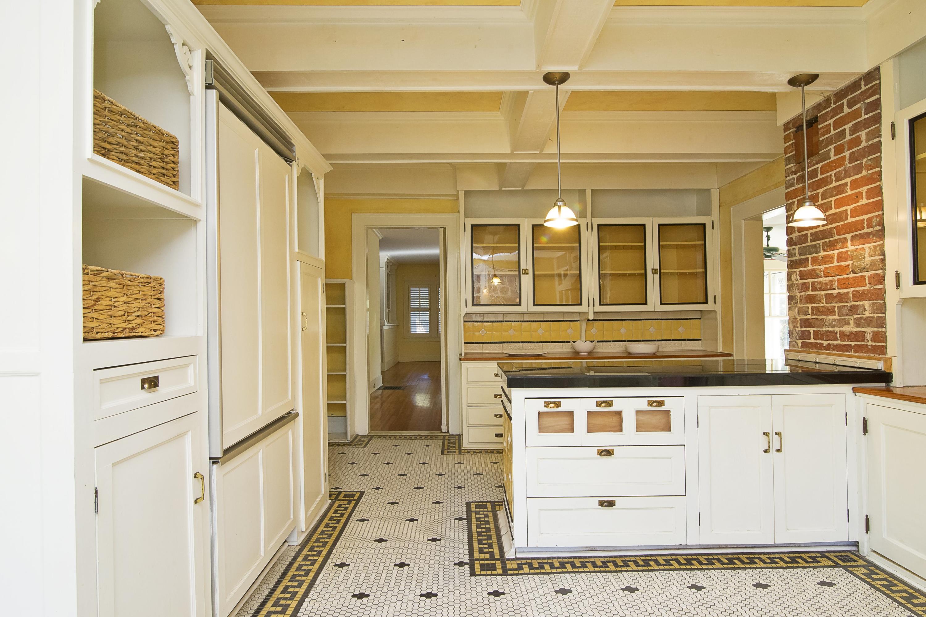 15 Shaw Road Northwest Pinehurst, NC 28374 - Photo 22 of 58 43Kitchen
