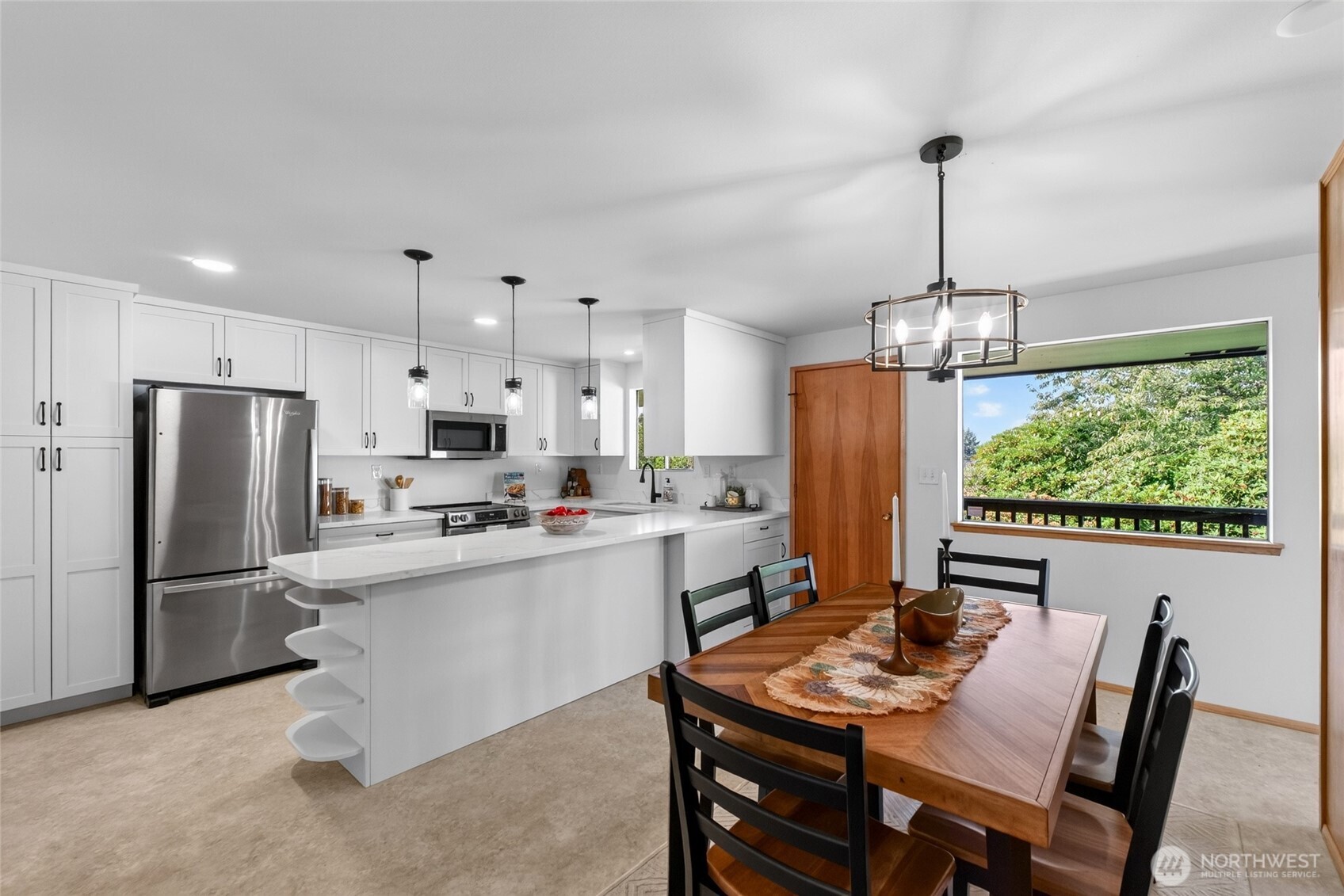 4014 Robin Road West University Place, WA 98466 - Photo 12 of 39 Gallery Image 12