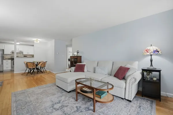 $284,000 | 200 Manning Street, Unit 11C, Hudson, MA 01749