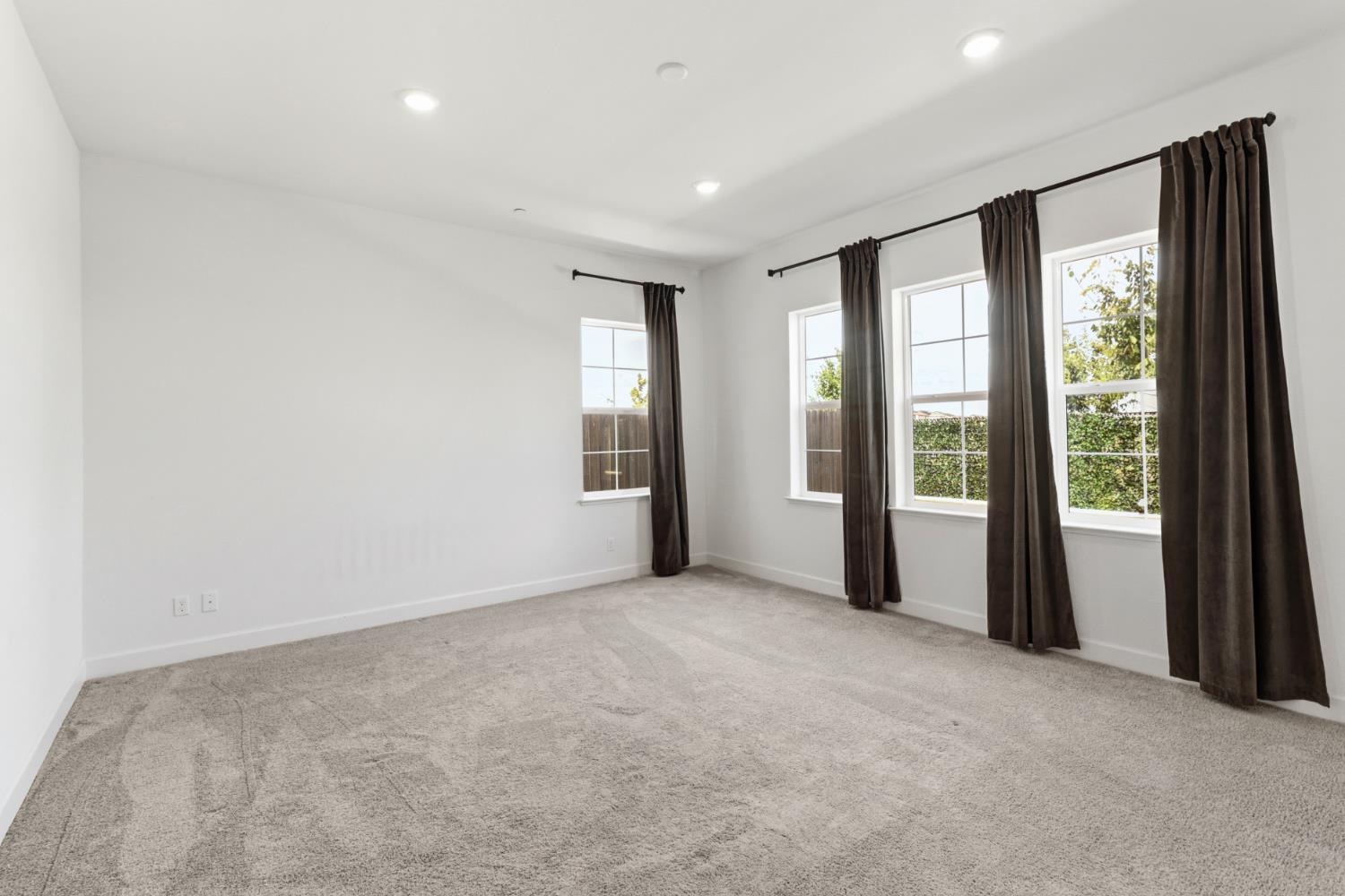 7606 Afonso Way Elk Grove, CA 95757 - Photo 8 of 79