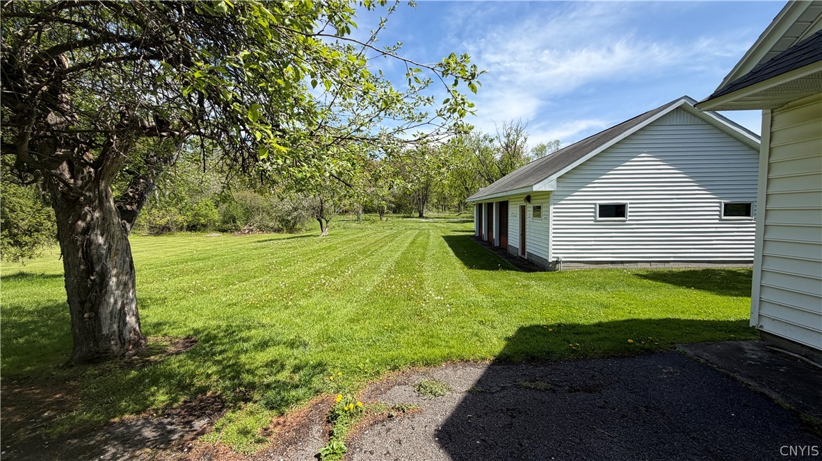 6995 Coleman Mills Road Rome, NY 13440 - Photo 5 of 35