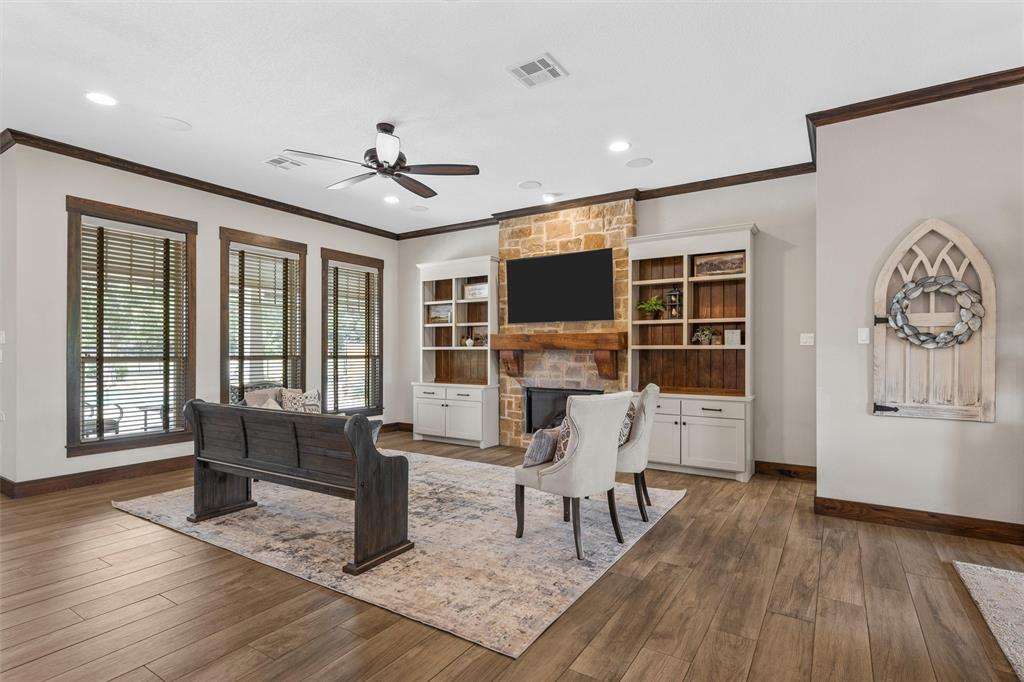 918 Coxs Oak Valley Road Waco, TX 76705 - Photo 5 of 40