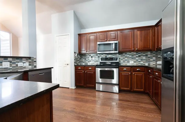 $2,500 | 7904 Whispering Tree Lane, Plano, TX 75024