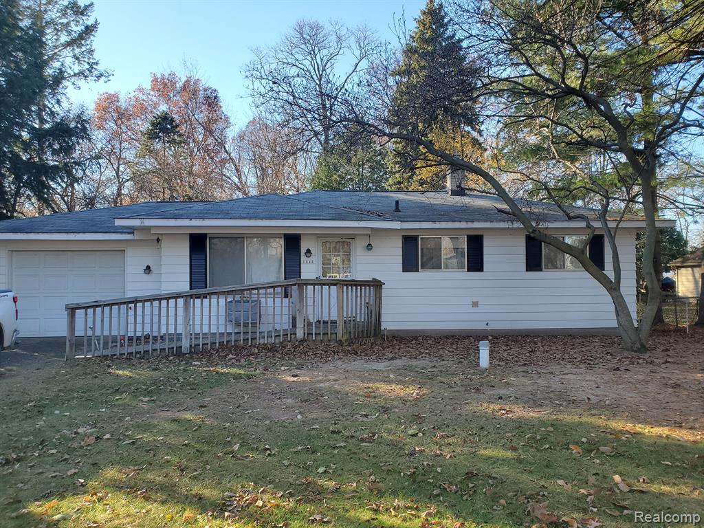 2370 Rolandale Street West Bloomfield, MI 48324 - Photo 1 of 12
