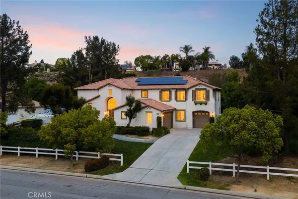 $1,395,000 | 1000 Creekside Drive, Redlands, CA 92373