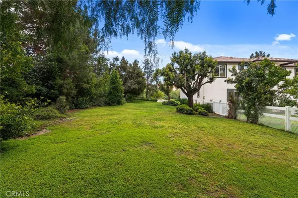 $1,395,000 | 1000 Creekside Drive, Redlands, CA 92373