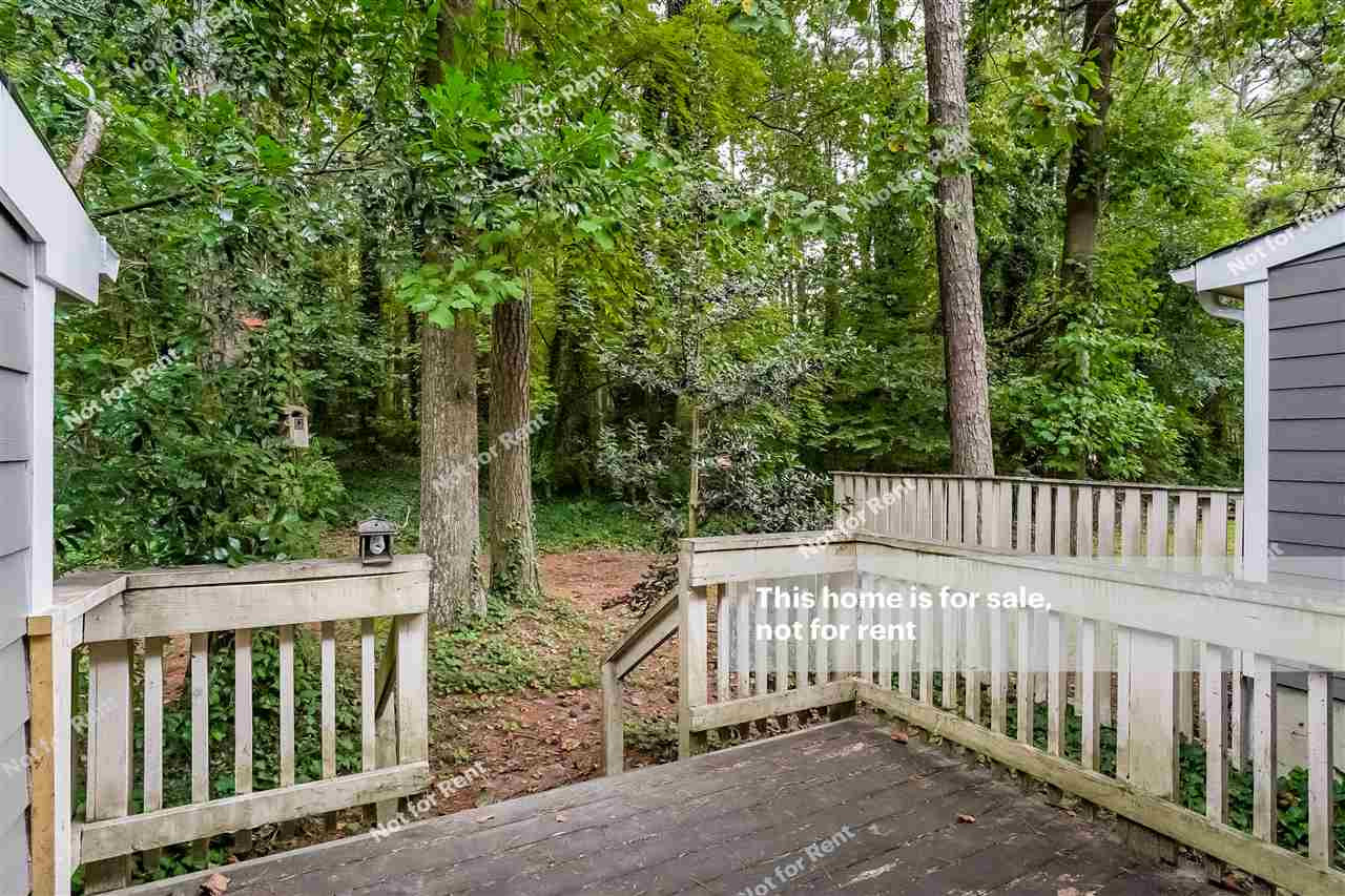 822 Green Ridge Drive Raleigh, NC 27609 - Photo 5 of 25 Photo 5