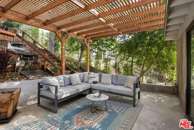 $1,089,000 | 4035 West Ave 42, Los Angeles, CA 90065